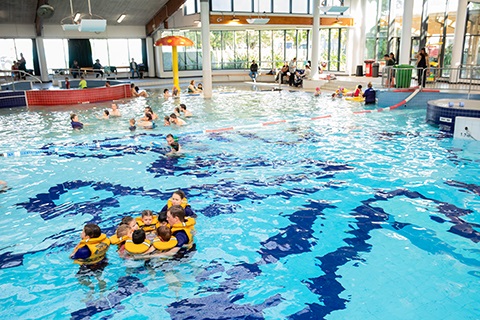 Wave pool